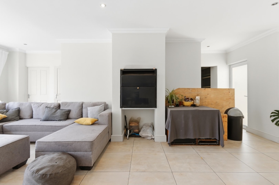 4 Bedroom Property for Sale in Harbour Island Western Cape